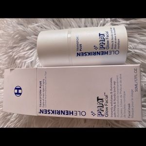 Face mask by OLEHERIKSEN